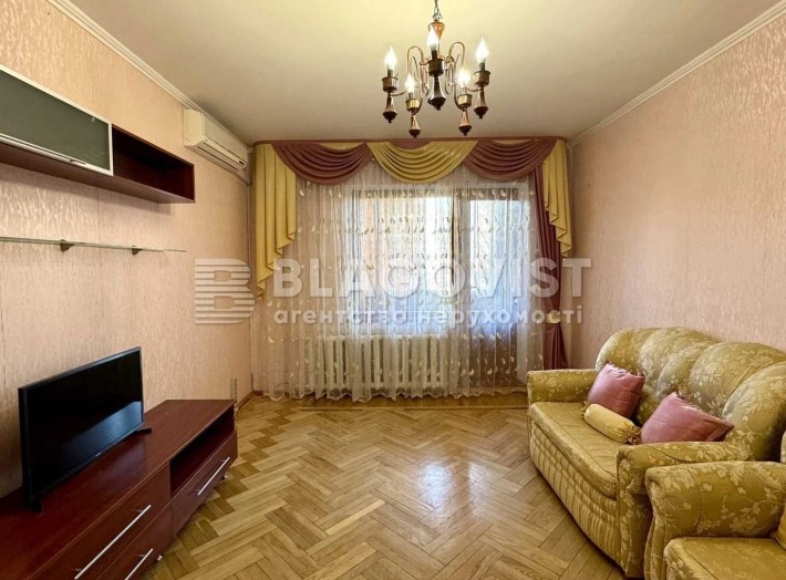 Продажа 2К квартири метро Мінська вул. Івасюка 37 - фото 1
