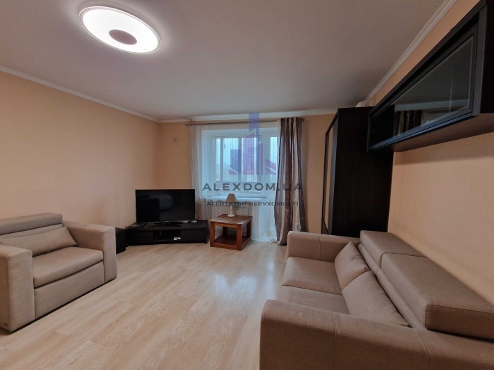Продаж 1-к кв 40м2 пр-т Лісовий 22, Лісовий масив Чернігівська Лісова - фото 1