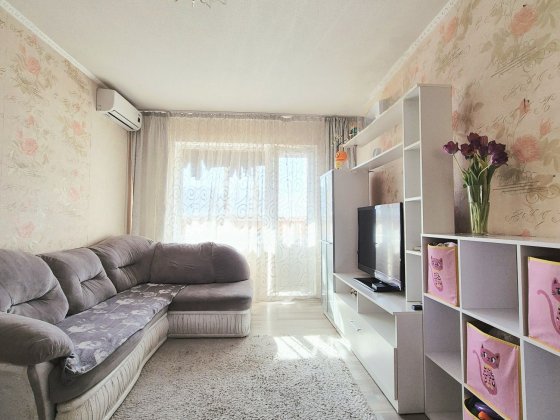 Продаж 3-к квартири 75,2 м.кв. з ремонтом. Градинська, 6А Троєщина