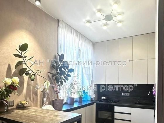 Без %. Продаж стильної 3 кімнатної квартири вул. Пасхаліна, 4/6, Київ