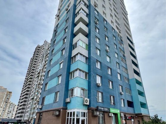 Продаж 1-к квартири вул.Рональда Рейгана 40 Киев