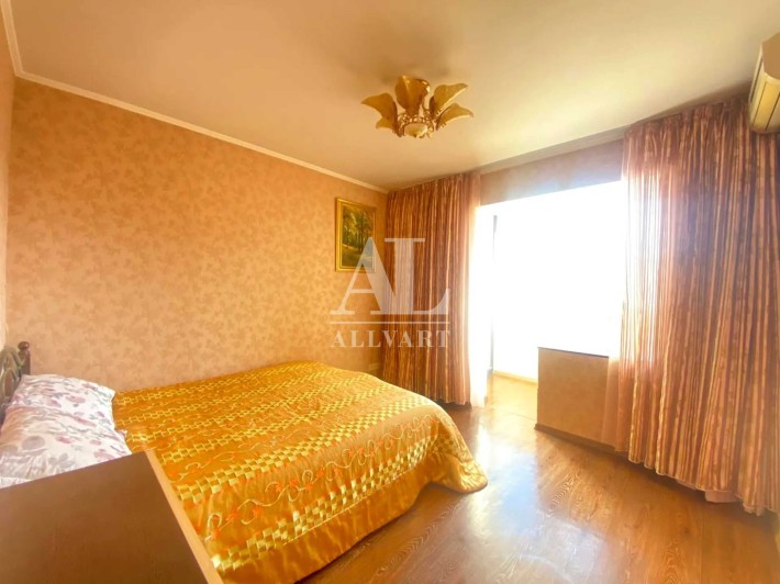 Продаж 3кім квартири з ремонтом Дарницький Позняки вул Лариси Руденко - фото 1