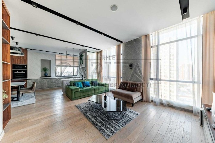 Продаж квартири 105м2, ЖК Park Avenue VIP, своя котельня, автономія - фото 1