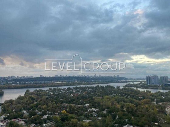 Видова 2к квартира 70м2 в ЖК Севен Seven Осокорки ТРЦ River Mall Київ