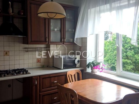 М. Васильківська 3к з ремонтом Здановської Юлії (Ломоносова) 29 Київ