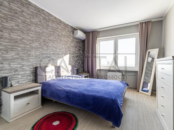 Патріотика генератор 2 кімнати з ремонтом вул. Гмирі Позняки Осокорки