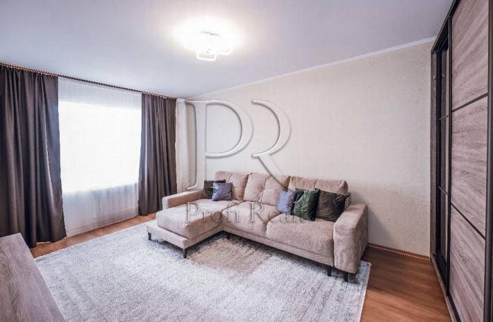 Продаж 2 кімн. кв з ремонтом, вул.Новаторів 22Б,Дарниця, без комісії - фото 1