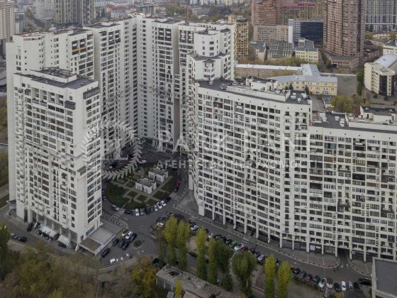 Центр! 85м2 2 кімн! Коновальця 44А! Панорама на Печерську! Метро! Київ