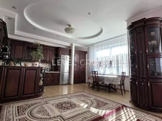 Оболонь  3к, 125м2, метро Мінська, Левка Лукяненка, 21к2 Киев