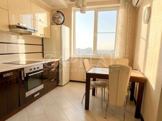 Продам квартиру 42м2, вся техніка | ЖК Ліко Град Киев