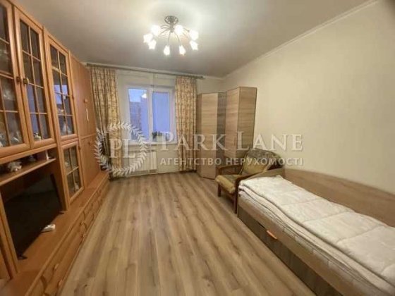 Продаж 3-кімнатної квартири, вул. Бориса Гмирі, 13 Газ Київ