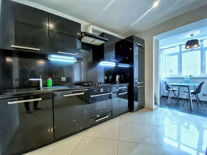 Сучасний ремонт. Продаж однокімнатної квартири в Києві - фото 1