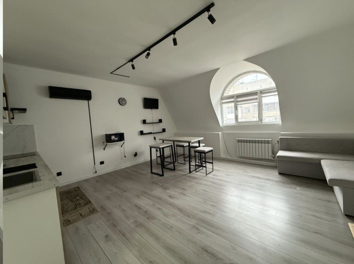 Продається 1 кімнатна квартира по вул Головна - фото 1