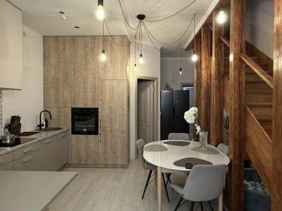 Продам 2х ярусну 3х км.кв.! Ужгород