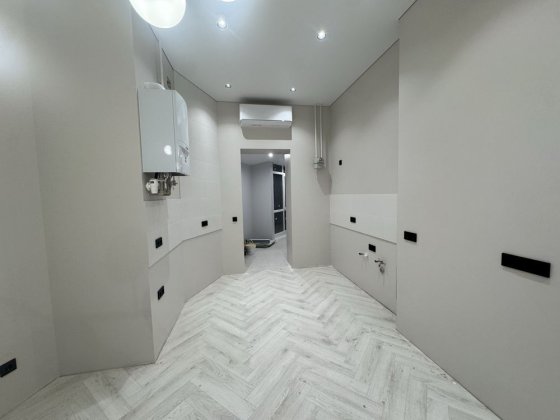 Продається 2-х кімнатна квартира в центрі міста Чернівці Черновцы