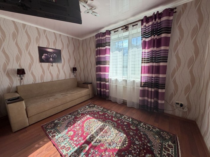 Продам 2-кімнатну квартиру у будинку котеджного типу з зоною барбекю - фото 1