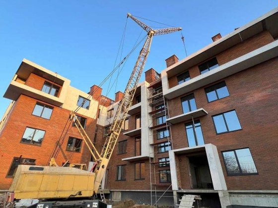 Простора ОДНОКІМНАТНА квартира в клубному будинку Чернівці