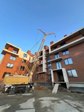 Простора ОДНОКІМНАТНА квартира в клубному будинку - фото 1