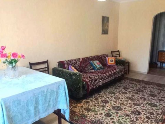 ПРОСТОРА 3-к квартира біля «Епіцентру» + Свій підвал!/к Черкассы