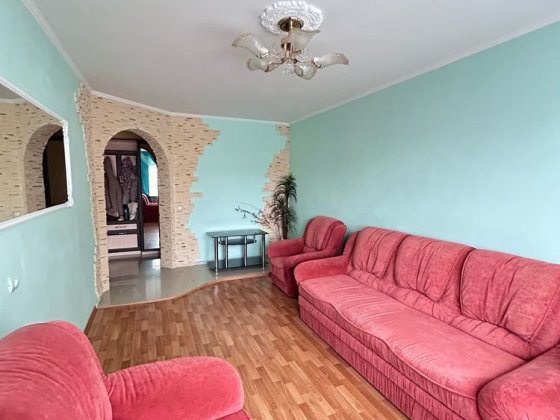 ЗАТИШНА 3 кім. квартира / район 700 - річчя Черкассы