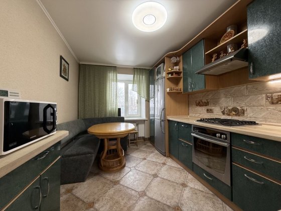 Продаж 3-х кімнатної квартири .Атономне опалення,проспект Миру Чернігів