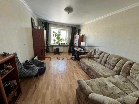 Продаж однокімнатної квартири,Деснянський район,Костянтина Данкевича 8