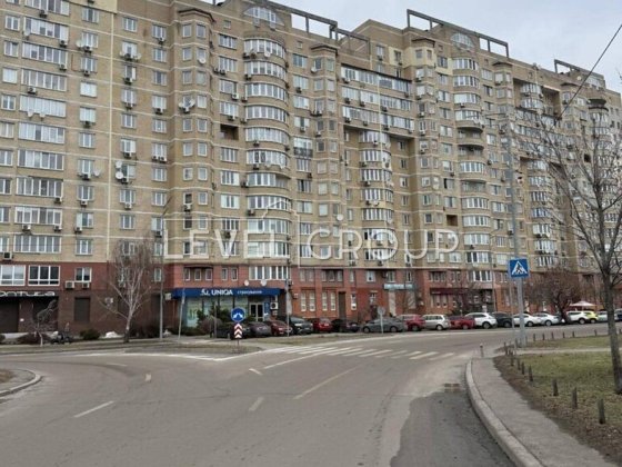 3х, 110 м2, Дніпровський район, метро Лівобережна Київ
