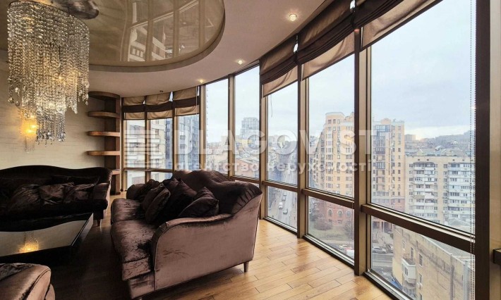 Продаж 4-к квартири 170м.кв. Дизайн. ремонт Дипломат Холл Жилянська 59 - фото 1