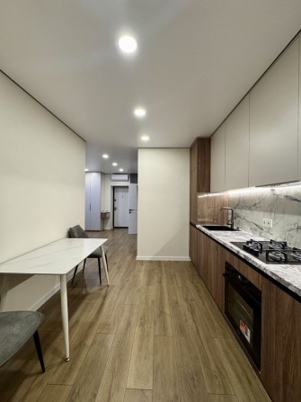 Продам 2к квартиру в ЖК Счастливый 2 |  Новый ремонт - фото 1