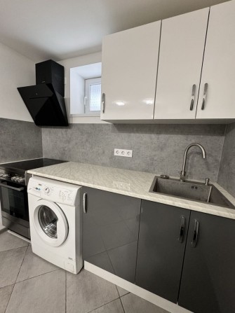 Продам 1-ком с ремонтом 48м2 в Центре-Троицкая ЖК Палермо - фото 1