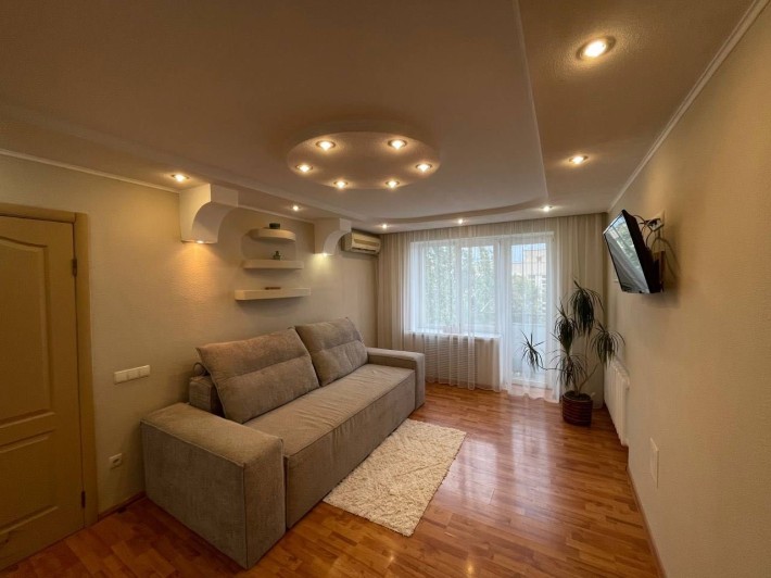 Продам однокімнатну квартиру район Сонячний - фото 1