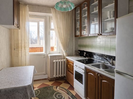 Продам 4-кімнатну квартиру на Запорізькому шосе, 48 Дніпро