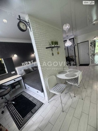 1 кімнатна Палац Україна, Олімпійська, вул Ямська 52 - фото 1