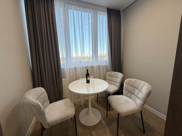 1кк , 41м2, новий ремонт, поруч все, рзглядаємо держ програми - фото 1