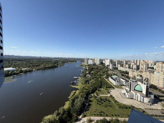 Продажа квартиры вид на Днепр ЖКСолнечная Ривьера Днепровский р-н 78м2