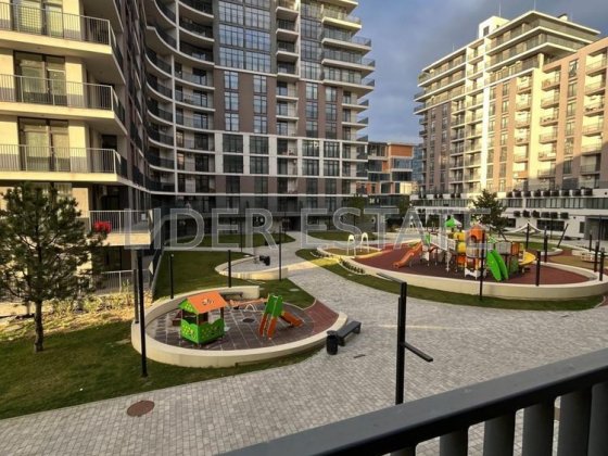 Продам 3-кімнатну квартиру в ЖК Крістал Ужгород