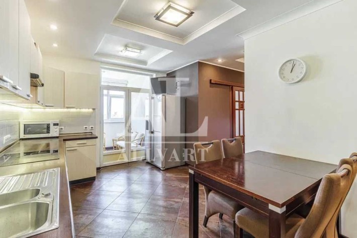 Продаж 2кімн.ЖК Олександрівський, просп Лобановського 4а, видова 87 м² - фото 1