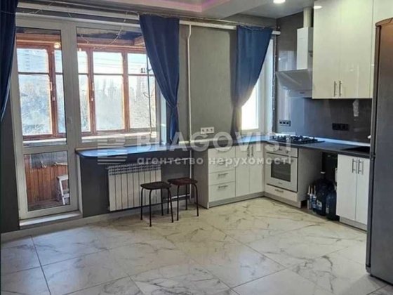 Продаж 2кімнатної квартири, Солом'янка, Чоколівка, Ушинського Київ