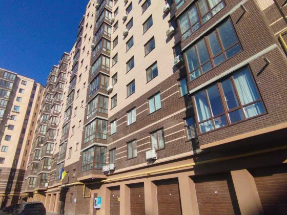 Продам 1 к квартиру на вул.Олега Антонова 1082 Винница