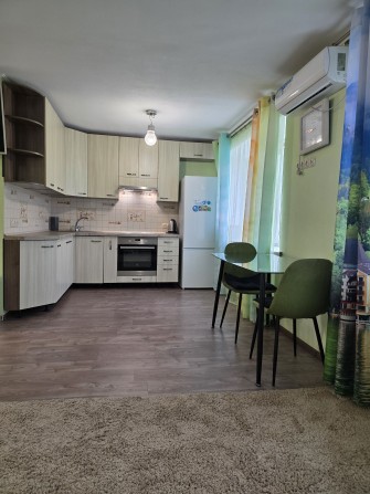 Продам большую 1к , Б.Хмельницкого / Стромцова / Поля - фото 1