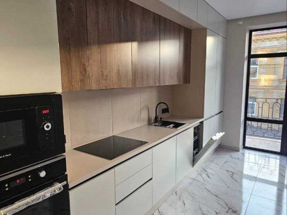 Простора двокімнатна квартира в пішій доступності до центру міста Ужгород