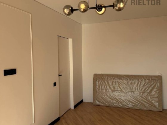 Продаж 1,5 квартири ЖК В 4 Ужгород