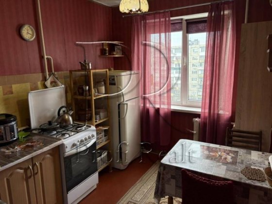 Продаж 1 кімнатна квартира пр. Воскресенський/ Перова 46/2 Квадрат Киев