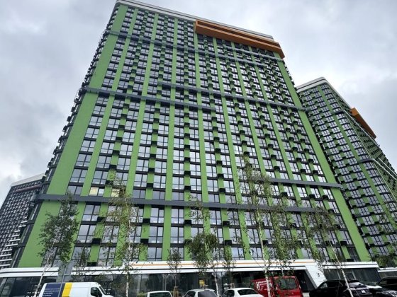 Простора 3-к квартира 100 м² ЖК Грейт / Great Киев