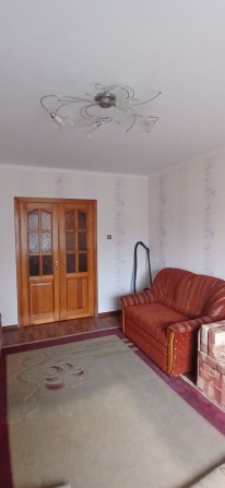 Продам 2-к квартиру - фото 1