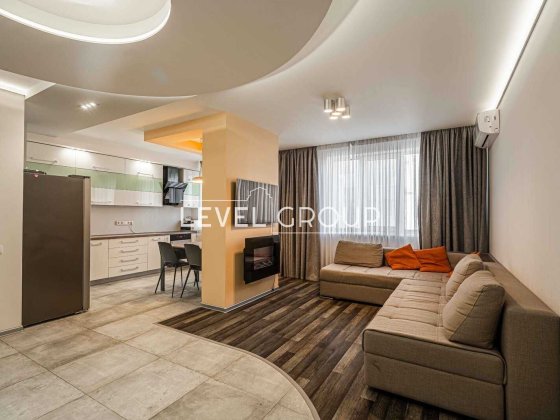 Без% Продам 2-х кімнатну,вул.Феодосійська 1,м.Деміївська,Голосіївський Киев