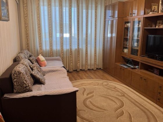 Продається 2-кімнатна квартира на Рональда Рейгана Киев