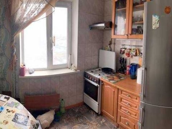 Продам 2-кімнатну квартиру по вул. Тростянецька від власника