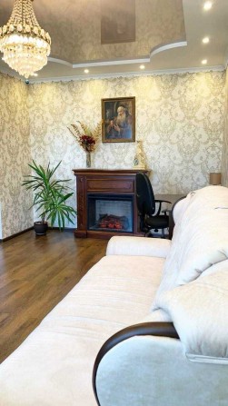 Власник! Продам 3х кімнатну з ремонтом. Милославська, 2-Б. Троещина. - фото 1