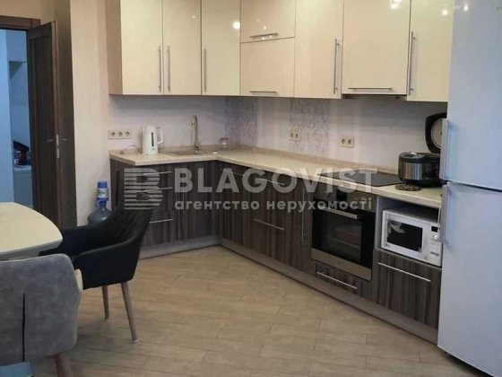 Продаж 2-к квартири вул. Чорних Запорожців, 26а будинок 2015р.